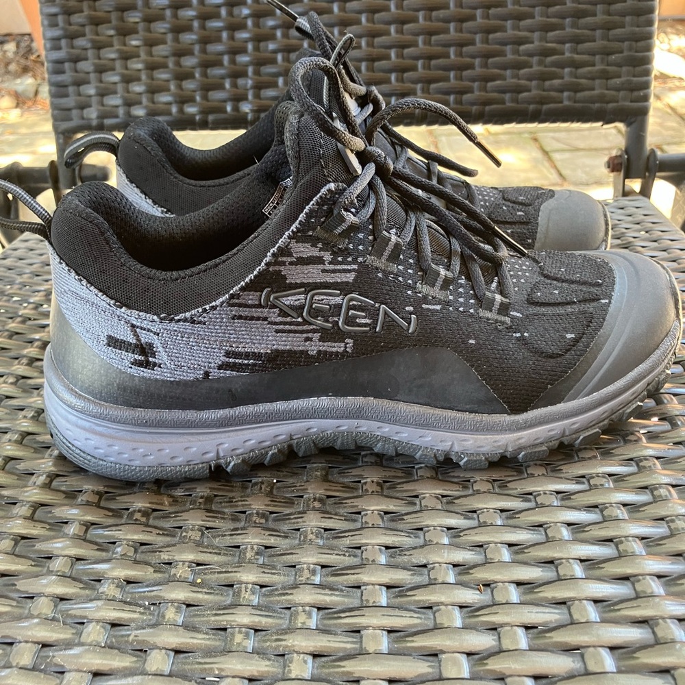 Keen Women's Trail Sneakers